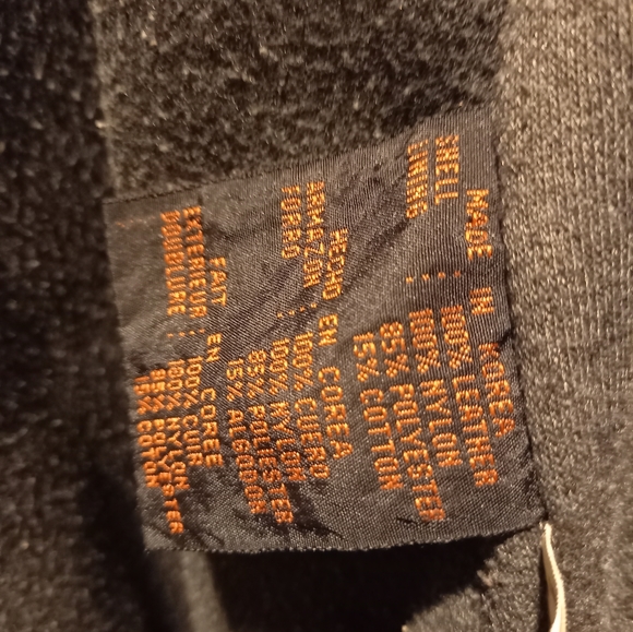 Authentic "Cayenne" 100% Leather Jacket! (Size L) - Picture 4 of 6